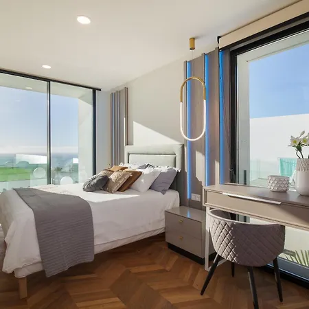 E With Priv, Heated Pool, Ocean View The View Tenerife Villa *